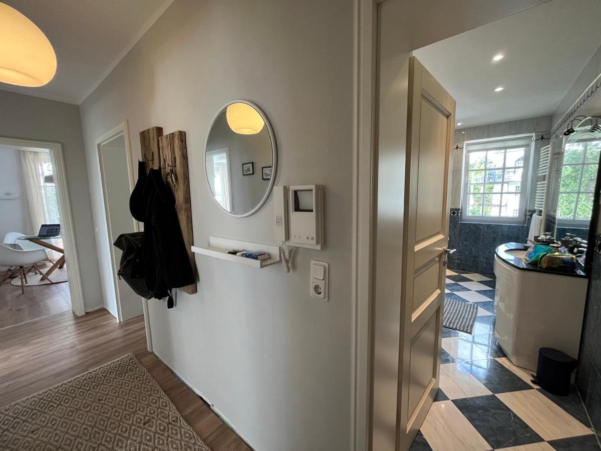 Traumwohnung Mit Stadthafen-Panorama! Zwei Schlafzimmer, Parkplatz Rostock Eksteriør bilde